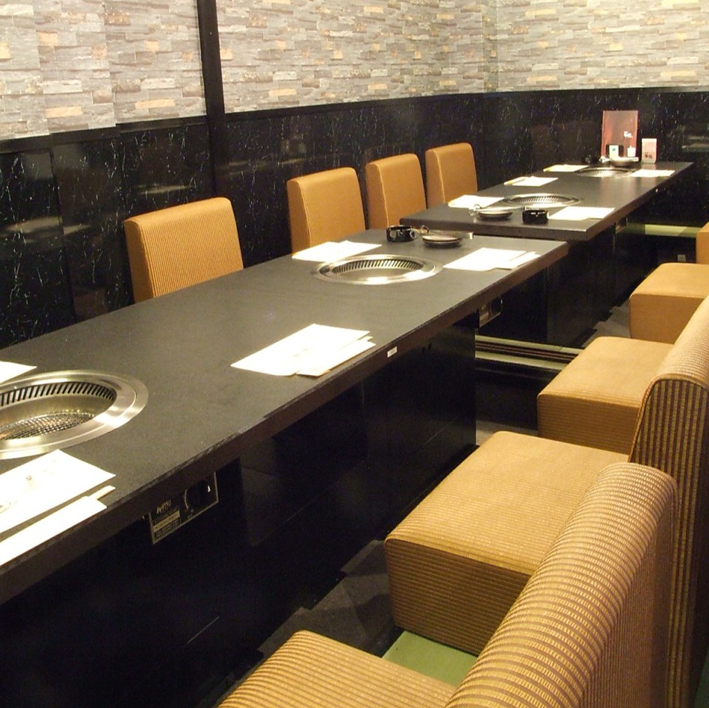 こちらは三階のお座敷宴会場。仕切りを外せば40名までの大宴会場に。