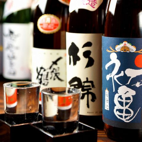 単品飲み放題は日～木は1500円、金&土&祝前は2000円です♪