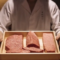 肉問屋直営 炭火で黒毛和牛と仙台牛タン全品食べ飲み放題 牛蔵 新橋店のおすすめ料理1