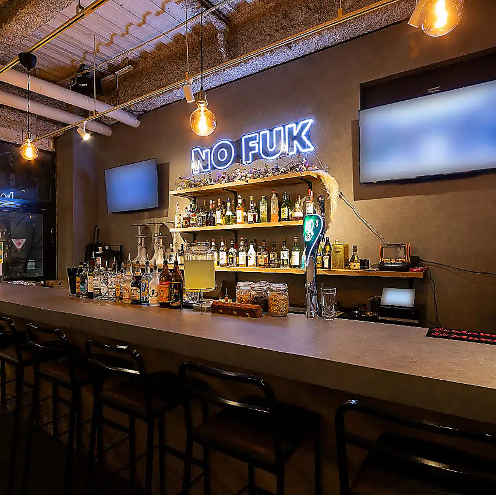 大名ど真ん中のオシャレなダイニングバー