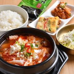 KOREAN DINING BIN'sのおすすめランチ1