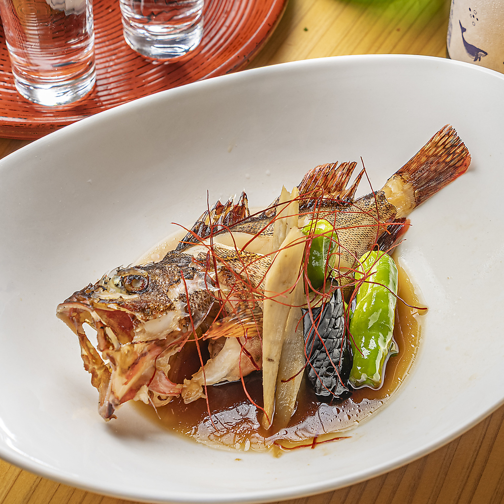 ～素材を活かした料理の数々～大将こだわりの煮付けはお酒は日本酒との相性抜群◎