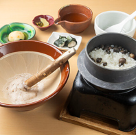 自然薯を使用した御膳は当店こだわりの逸品