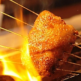 究極の味「比内地鶏」…比内地鶏にこだわり！焼き専門の「焼方人」が焼き上げる、究極の焼き鳥は一度は食べておきたい逸品です。