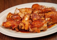 焼き豚足はタレが病みつきに