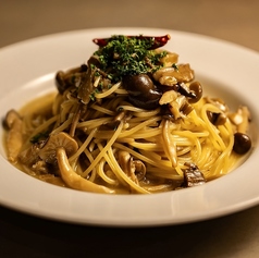 厳選！こだわりキノコのペペロンチーノ