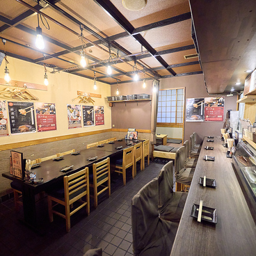 難波 肉と魚と酒 雄の雰囲気1