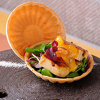 和洋の技が光る名物★濃厚フォアグラ風最中の魅力