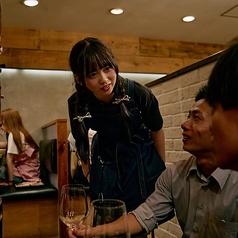 樽ワイン酒場 呑牛呑気 ドンギュウノキ 渋谷店の雰囲気3