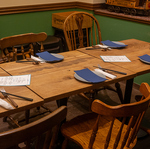 店内奥には、個室も完備。ご家族やお子ざま連れのお客様も安心してご利用いただけます。