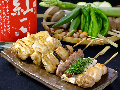 十条で焼き鳥なら本格炭火焼き鳥”鶏笑”