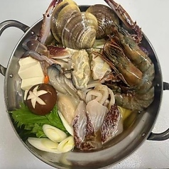 豪華海鮮鍋(写真は4人前です)