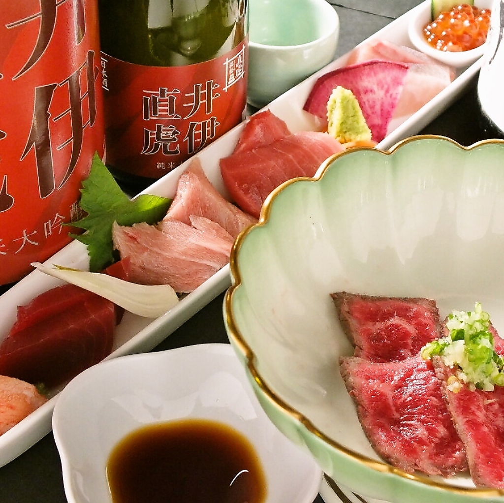 4950/5500/6600/7700円(税込)とご予算に応じてコースをご用意。飲み放題も＋2750円で追加可能です。