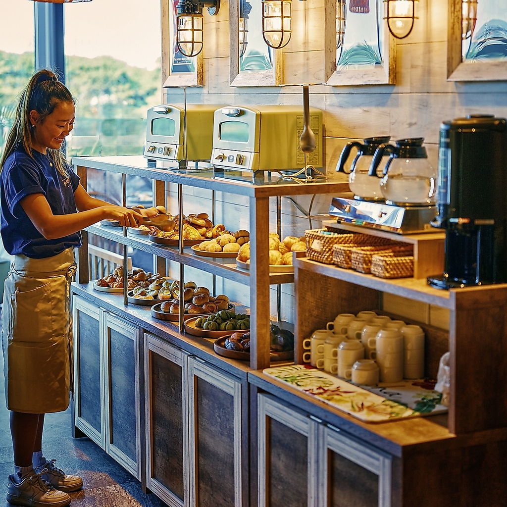 パン食べ放題｜おしゃれな雰囲気の店内はランチや女子会に◎自家製焼きたてパン食べ放題で存分に☆