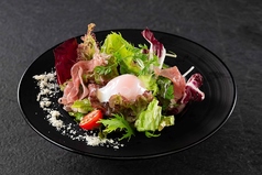 生ハムシーザーサラダ