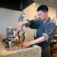 こだわりの炉端焼きと新鮮鮮魚を堪能できる♪