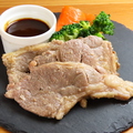 料理メニュー写真 ■塩糀熟成ジンギスカン［赤ワインソース仕立て］