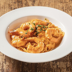 海老のトマトクリームパスタ