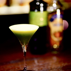 パイナップルと抹茶のカクテル