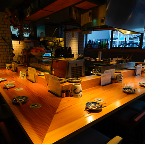 YAOYA HANARe ヤオヤハナレの写真