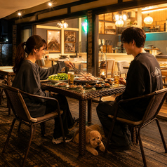 【季節を感じるテラス席】お天気のいい日は是非テラス席をどうぞ。開放感があり飲み会も盛り上がります◎