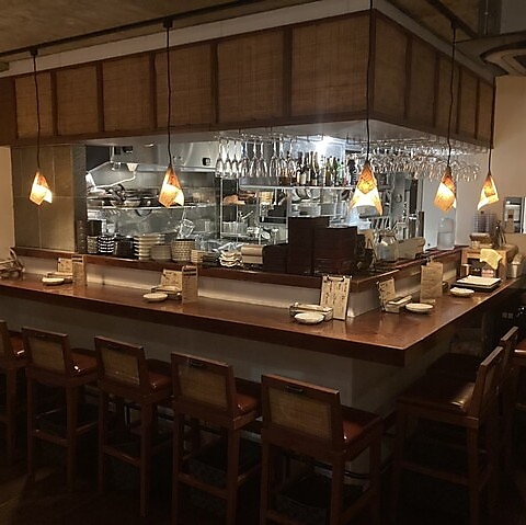 圧倒的肉酒場”肉料理専門の居酒屋！！