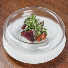 カツオの藁焼きカルパッチョ