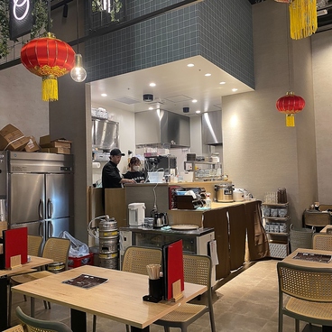 さわだ商店 札幌4PLA店の雰囲気1