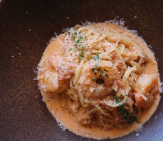 エビのトマトクリームパスタ