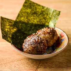 炭火焼き肉巻きおにぎり(2個)