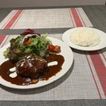 料理メニュー写真&nbsp;シェフのご褒美ハンバーグプレート