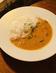 酒場の夜食カレー