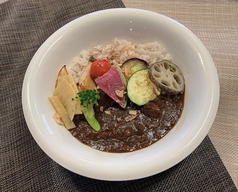 牛スジと焼き野菜のスパイスカレー(中辛)