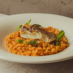 トマトリゾット　白身魚のポワレ