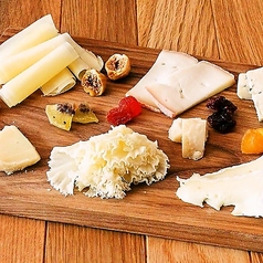 ワインの酒場ディプント錦糸町店の特集写真