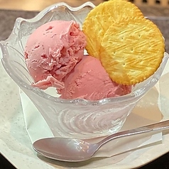 69 季節のアイスクリーム