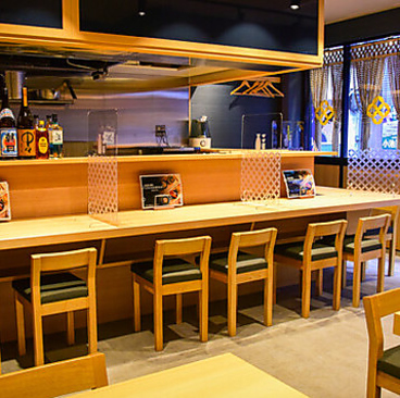 日本酒と牡蠣...時々おでんBACHIYA調布店の雰囲気1