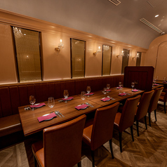 彩り豊かなドリンクと演出で心弾むひとときを演出