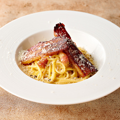 もののけ干し肉のカルボナーラ