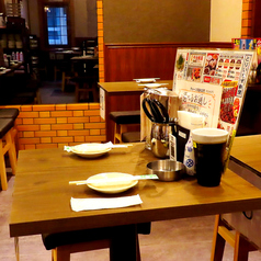 【宮崎・一番街】お仕事終わりのちょっとした飲み会にも使い勝手抜群!利用人数に合わせて、レイアウト変更も可能ですので、気軽にご相談ください。