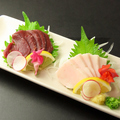 料理メニュー写真&nbsp;馬刺しの紅白盛り