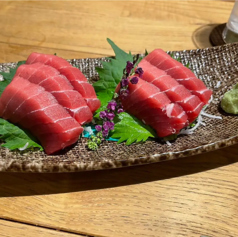 まぐろの赤身（刺身）