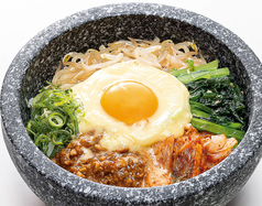 チーズビビンバ/エビチリマヨチャーハン