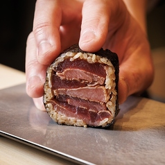 ミルフィーユ巻き等珍しいお鮨もございますの写真