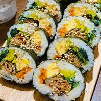 テイクアウトもできます！手作り特製韓国キンパ！