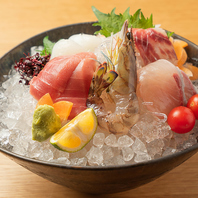 市場より直送の天然鮮魚の美味しさに酔いしれる