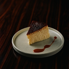【10位】チーズ家のとろ生バスクチーズケーキ 塩キャラメルソース