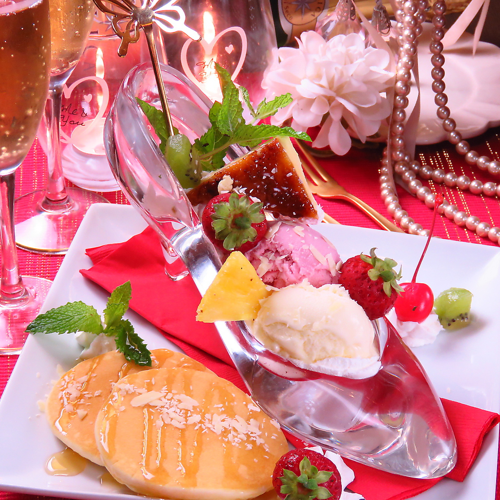 デザートも充実☆ティラミスやカタラーナ等全て自家製！リリィだけの〆パフェもあります！