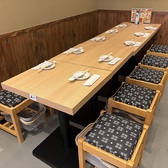 煮込み わら焼き 裏路地くろちゃん 池袋店の雰囲気2