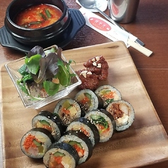 キンパの盛り合わせ＆ヤンニョムチキンセット